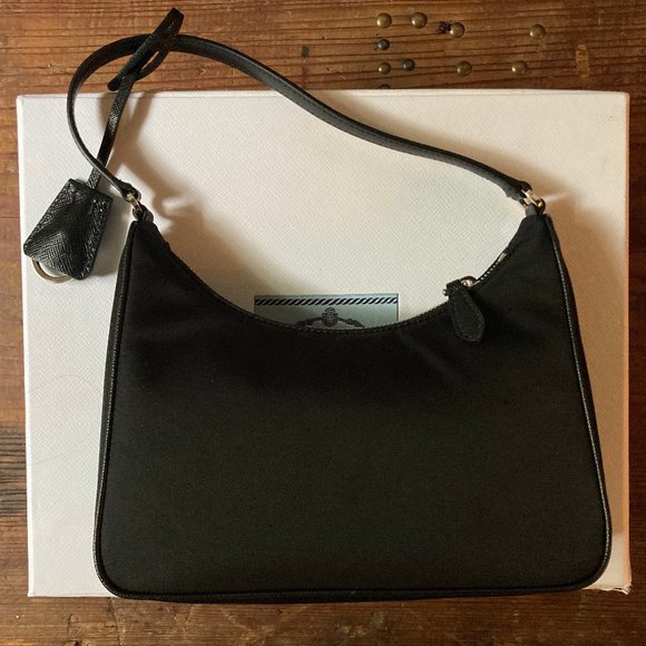 Prada Re-Edition 2005 Re-Nylon mini bag - Picture 2 of 6